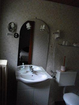 Hotel Logis Restaurant La Tête Des Faux 2*